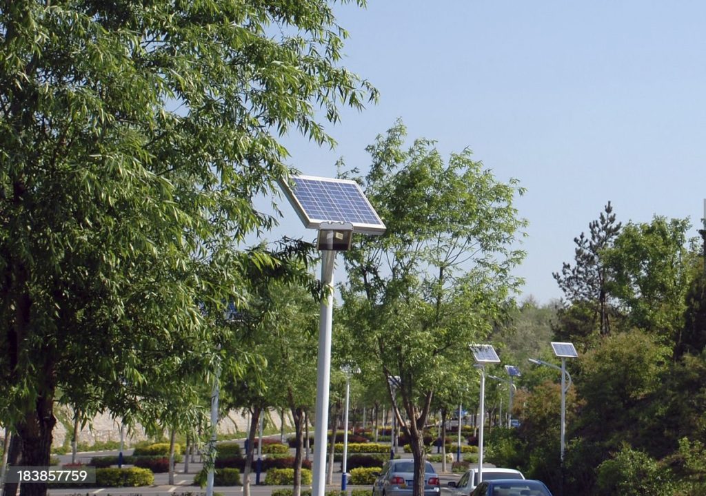 لامپ خیابانی خورشیدی solar street light